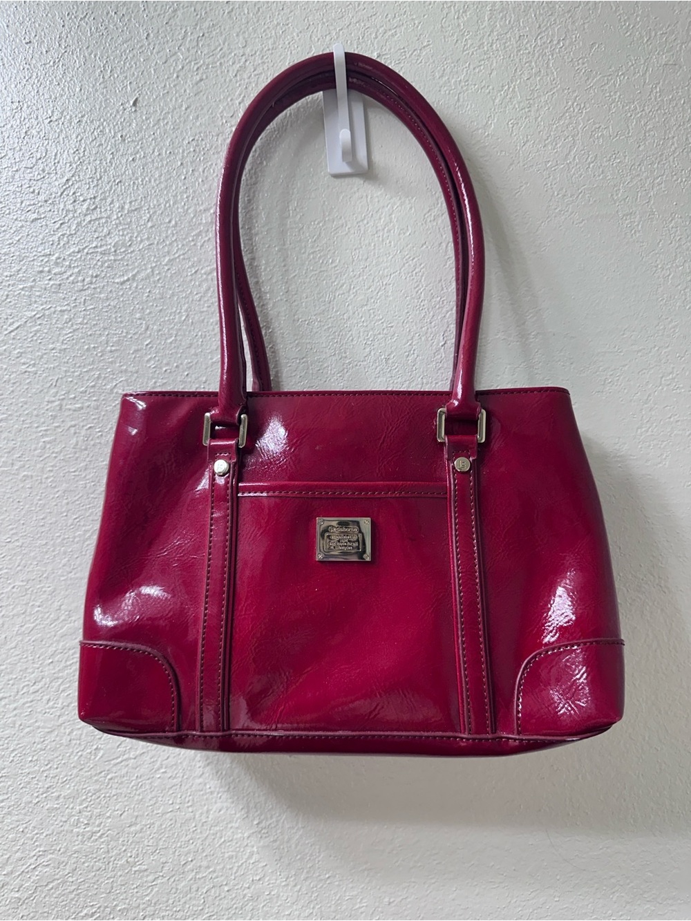 Liz Clairborne  Patent Leather Tote Bag in Cherry Red